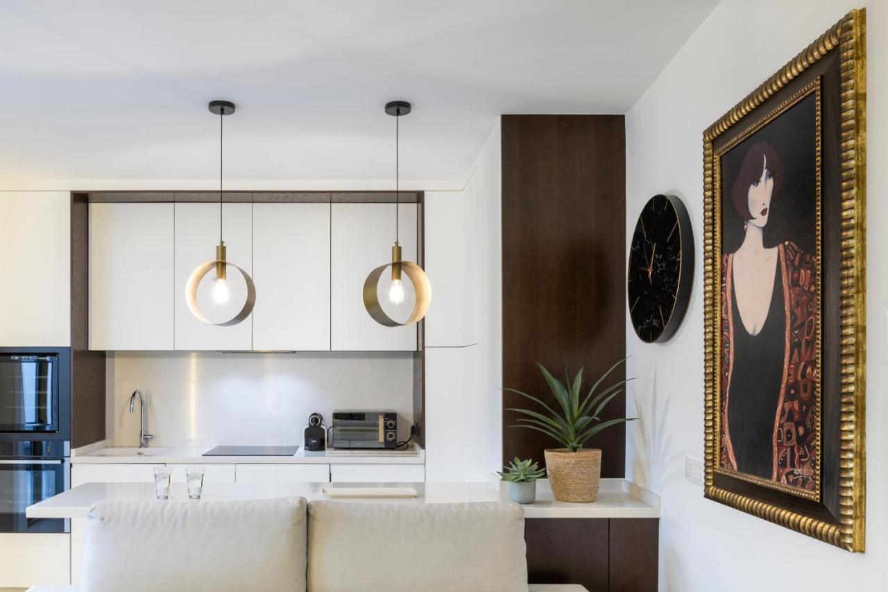 Unika Homes Faustino & Terrace 塞维利亚 外观 照片